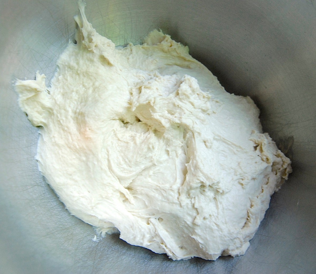 Freezing No-Knead Bread Dough via @kingarthurflour