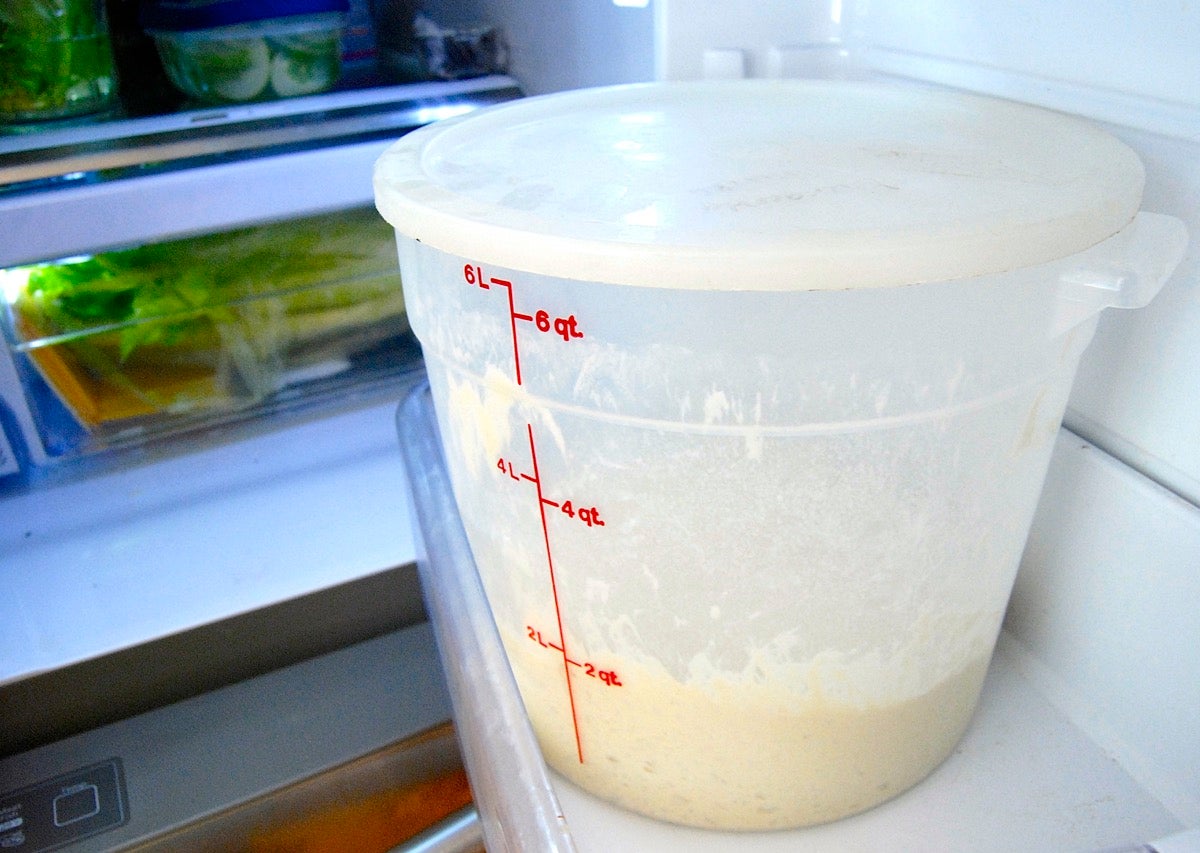 Freezing No-Knead Bread Dough via @kingarthurflour